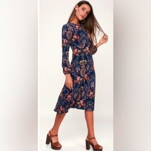 #18 I. Madeline Garden Splendor Navy Blue Floral
Print Long Sleeve Dress